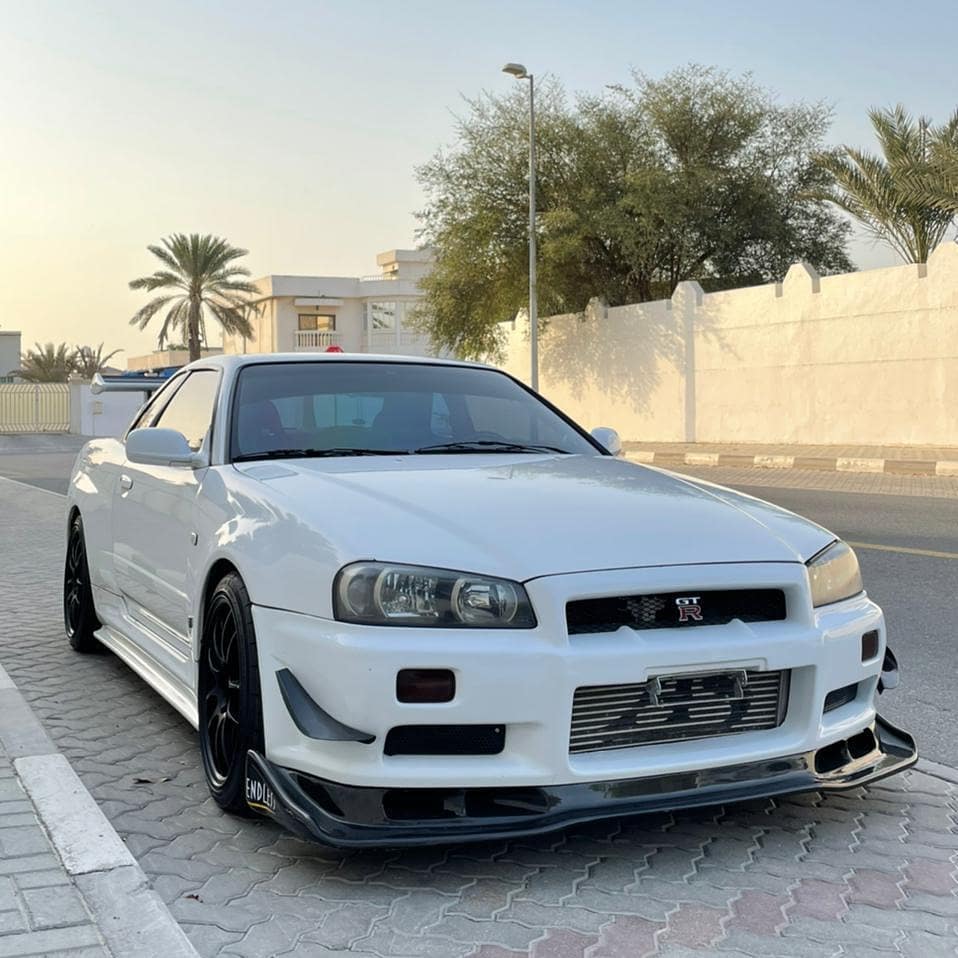 Auto Select Nissan Skyline R34 GT-R