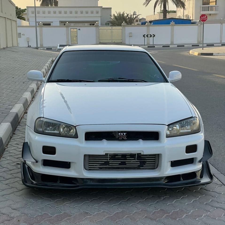 Auto Select Nissan Skyline R34 GT-R