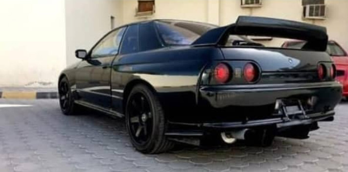Nissan Skyline R32 GTS4 (converted to GT-R)