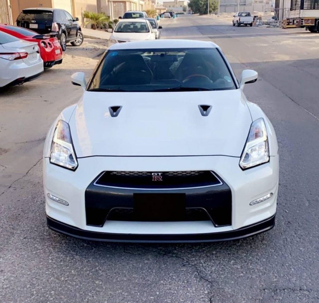 Nissan R35 GT-R