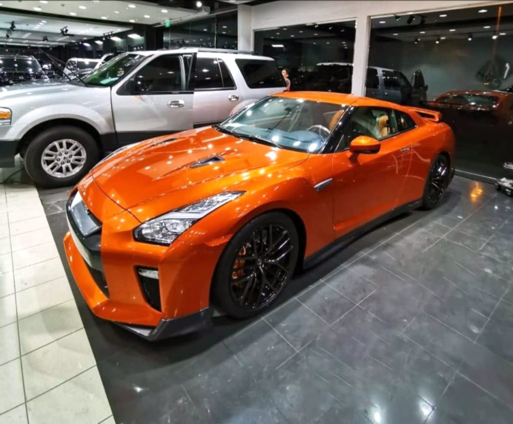 Nissan GT-R