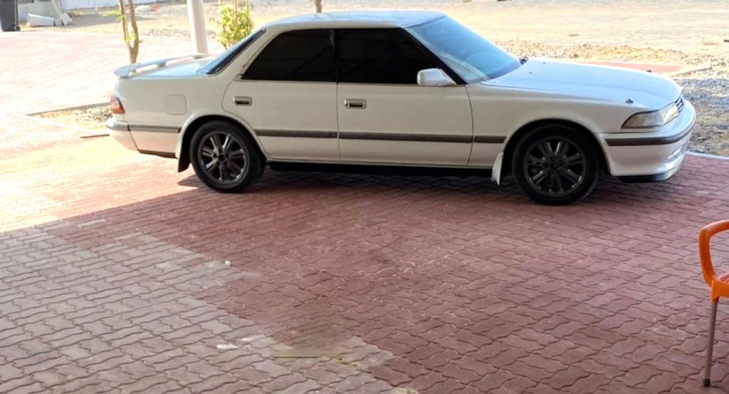 Toyota Mark II JZX81
