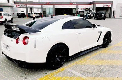 Nissan GT-R