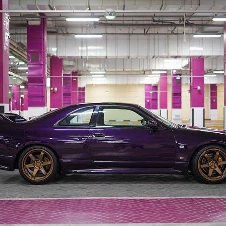 Nissan Skyline R33 GT-R V-Spec (Midnight Purple)