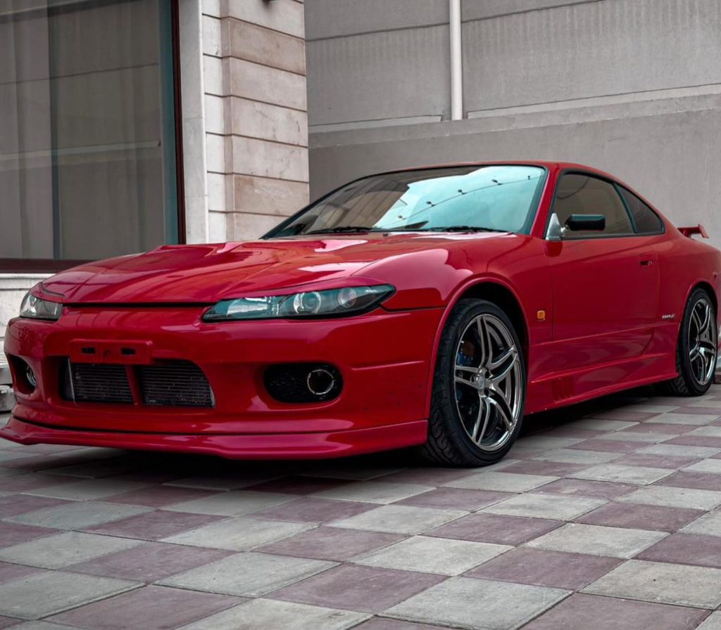 Nissan Silvia S15