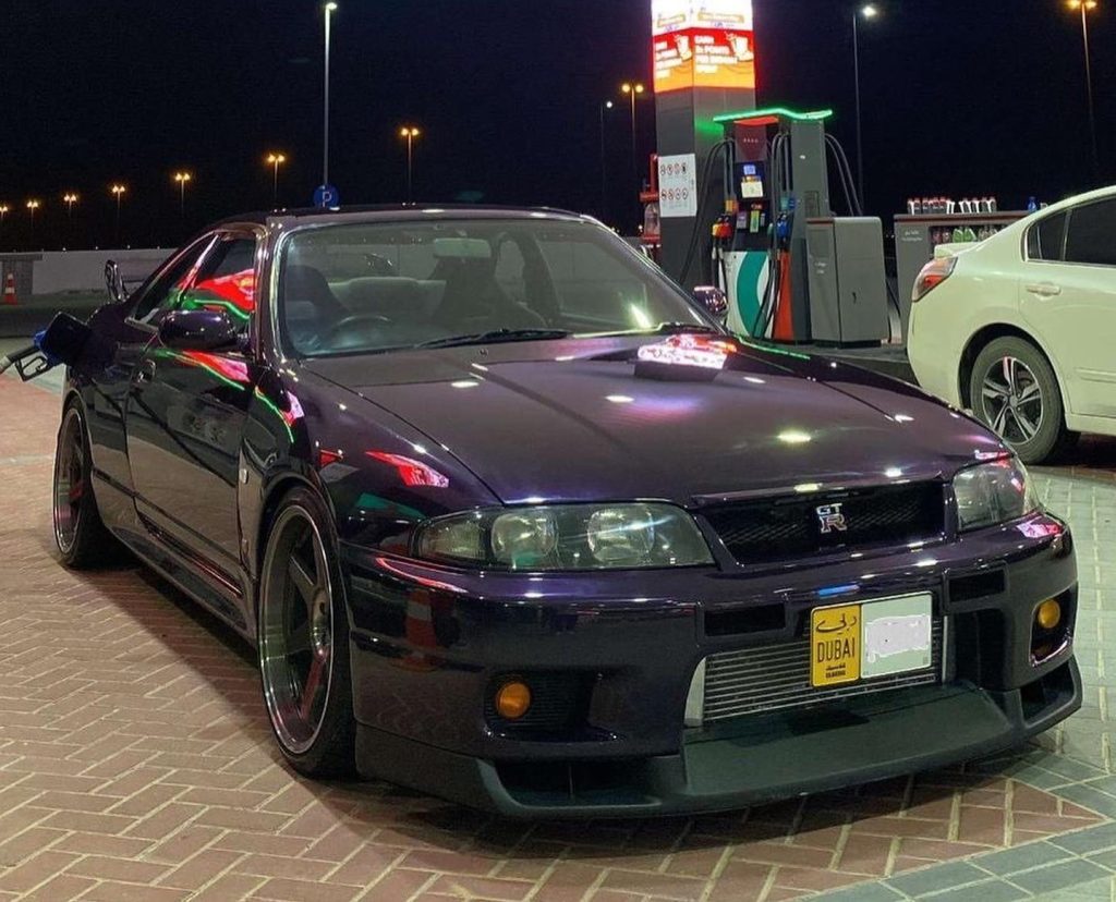 Nissan Skyline R33 GT-R (Midnight Purple)