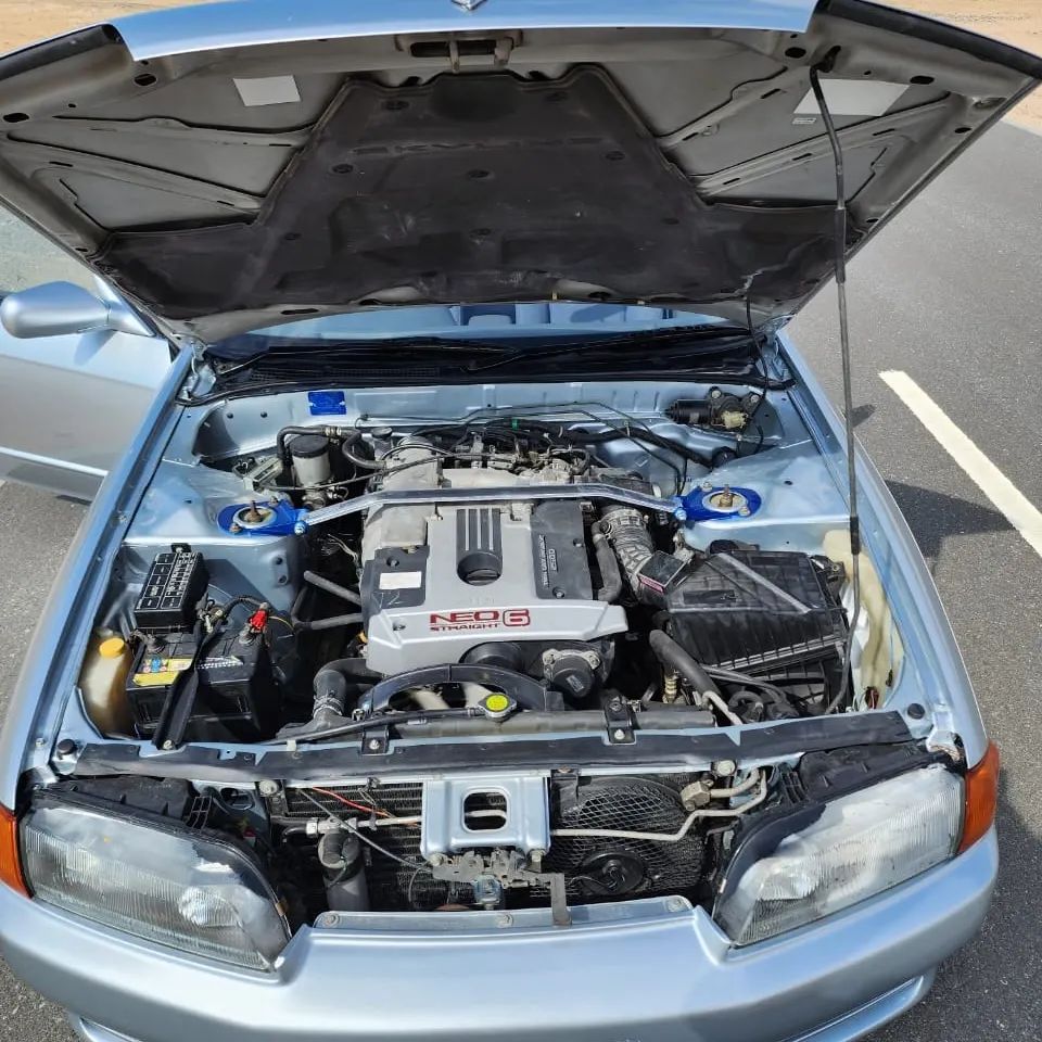 Nissan Skyline R32 GTS 4-door