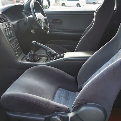 Nissan Skyline R33 GT-R (Deep Marine Blue)