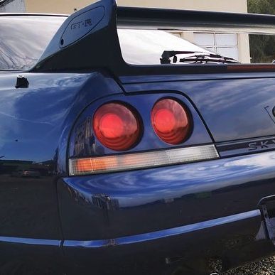 Nissan Skyline R33 GT-R (Deep Marine Blue)