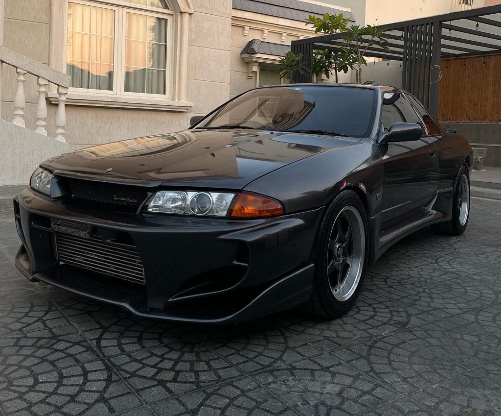 VeilSide Skyline R32 GT-R