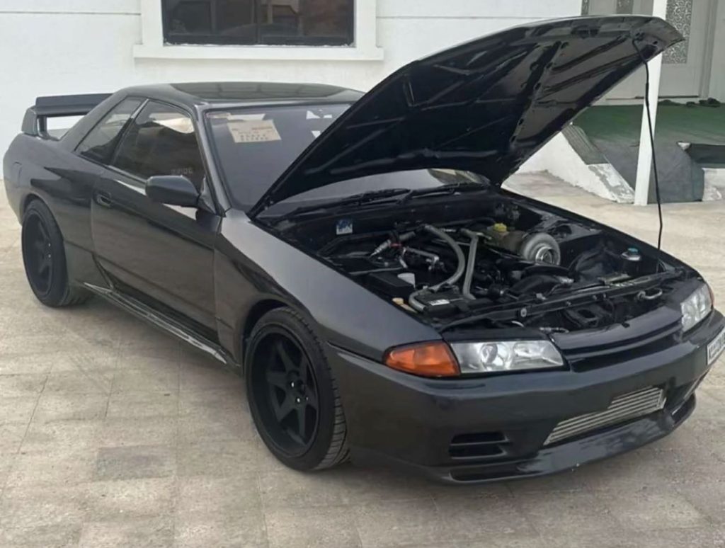 Nissan Skyline R32 GT-R