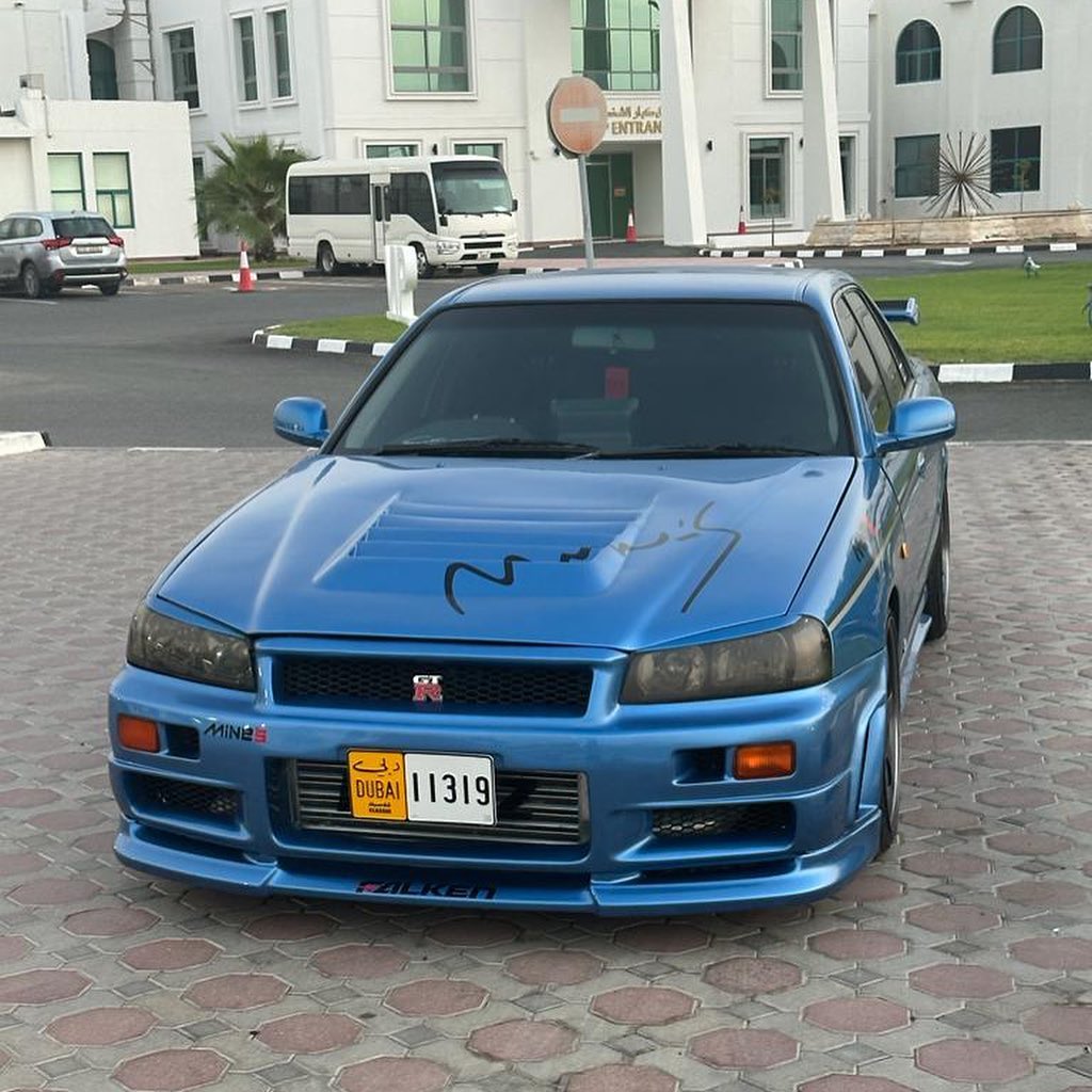 Nissan Skyline R34 GT-S 4-door