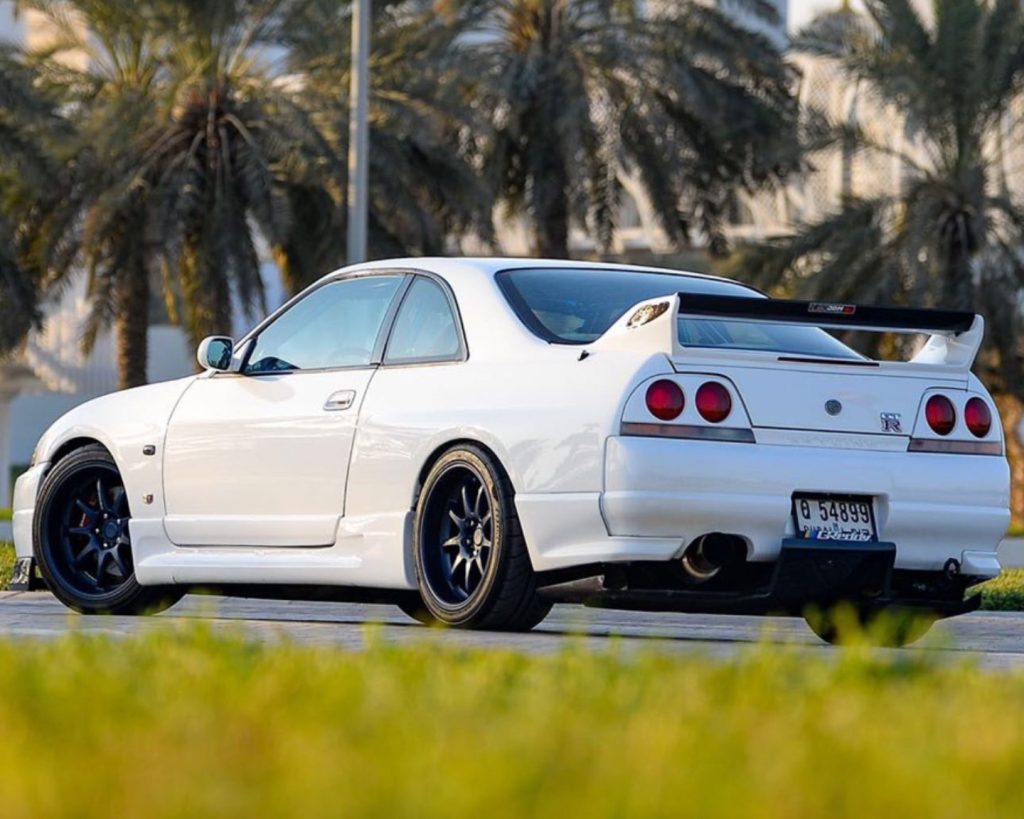 Nissan Skyline R33 GT-R (330hp)