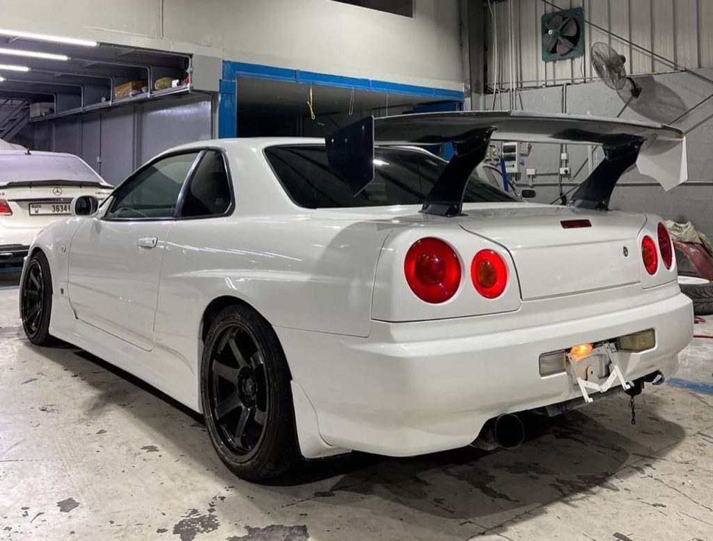 Nissan Skyline R34 GT-T