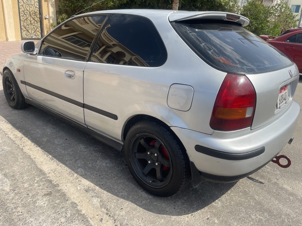 Honda civic hatchback ek 1998 gcc