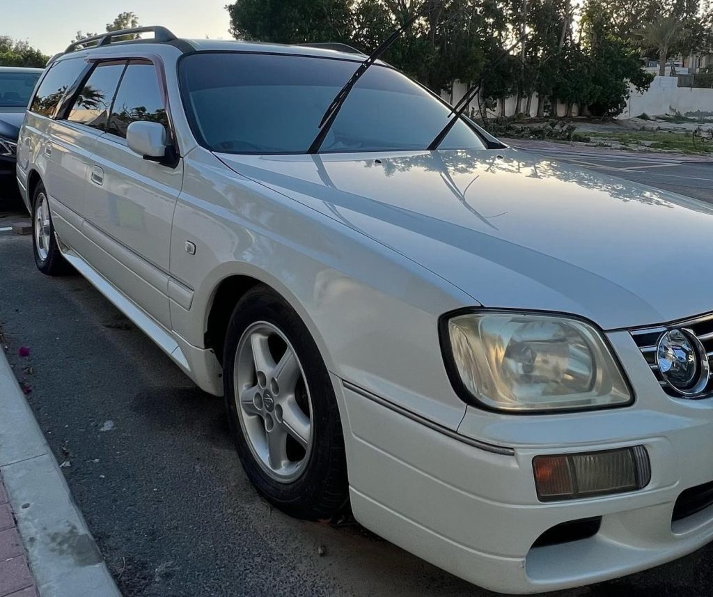 Nissan Stagea