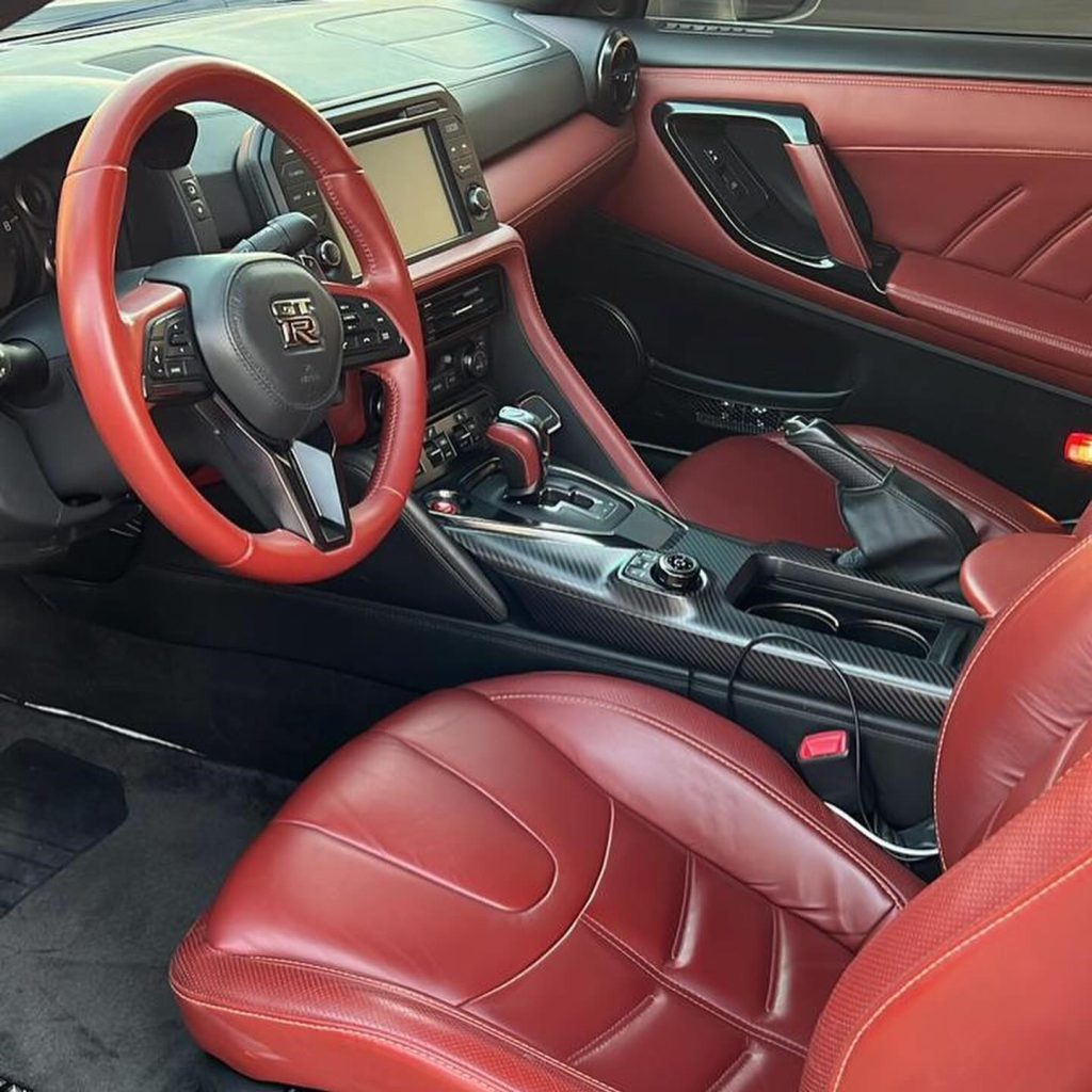 Nissan GT-R (Alpha 7+)