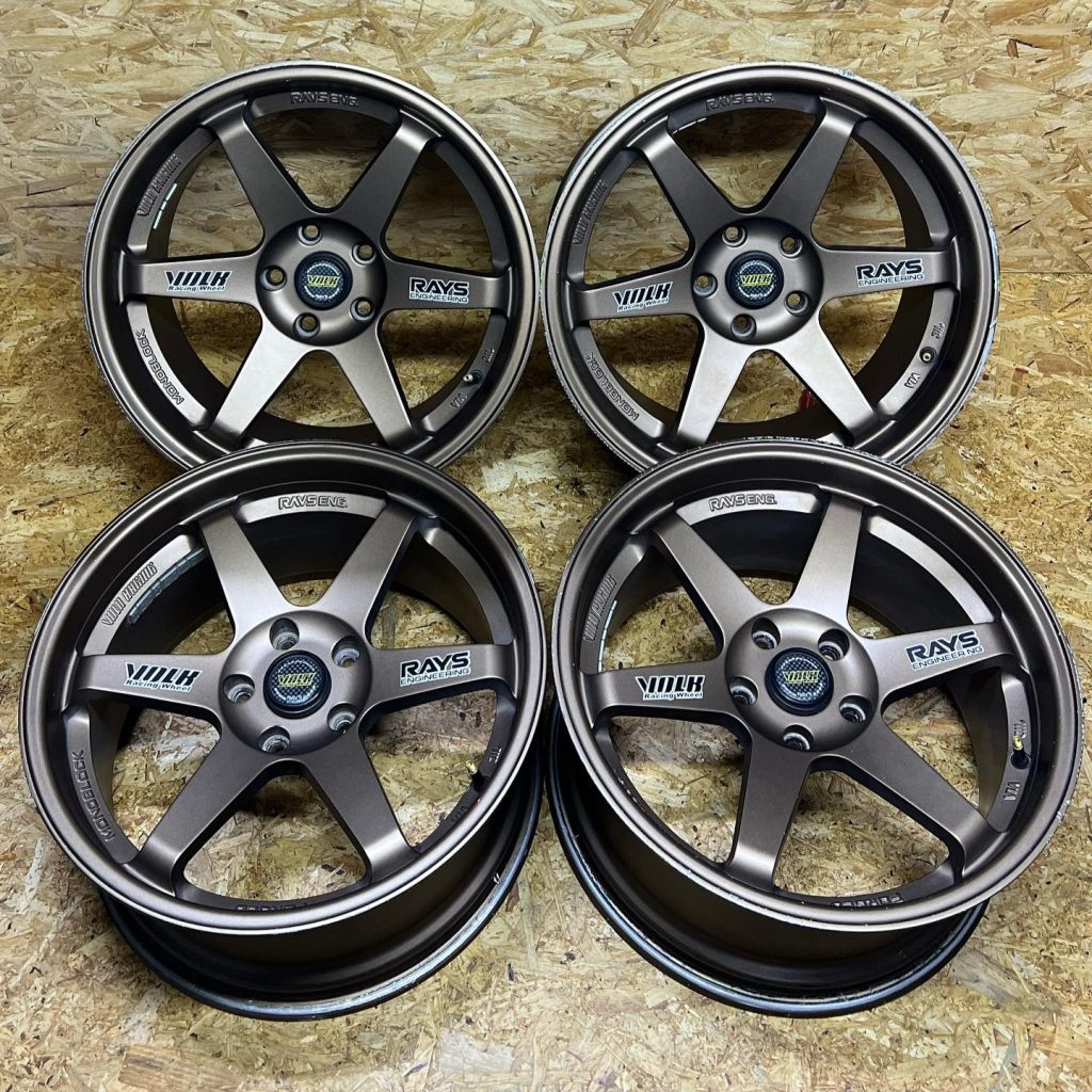 VOLK RAYS TE37 Wheels (Replica)