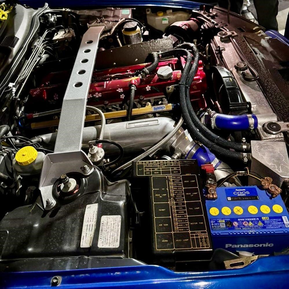 SIGNAL Skyline R34 GTS-T