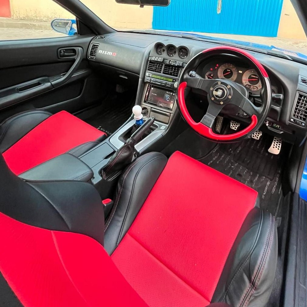 SIGNAL Skyline R34 GTS-T