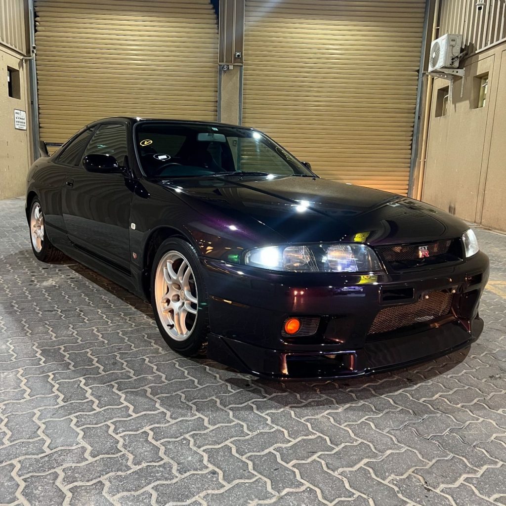 Nissan Skyline R33 GT-R V-Spec (Midnight Purple)
