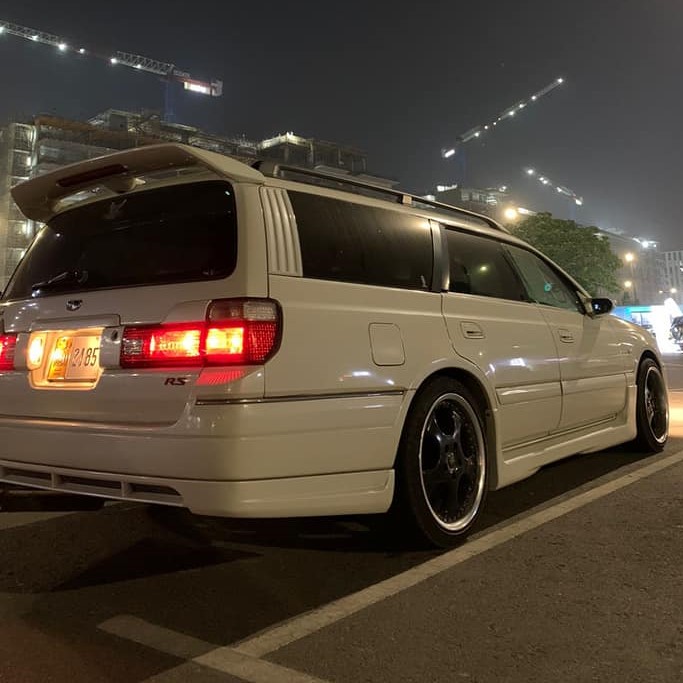 Nissan Stagea Wagon