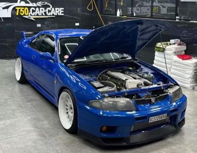 Nissan Skyline R33 GT-R (SSR)