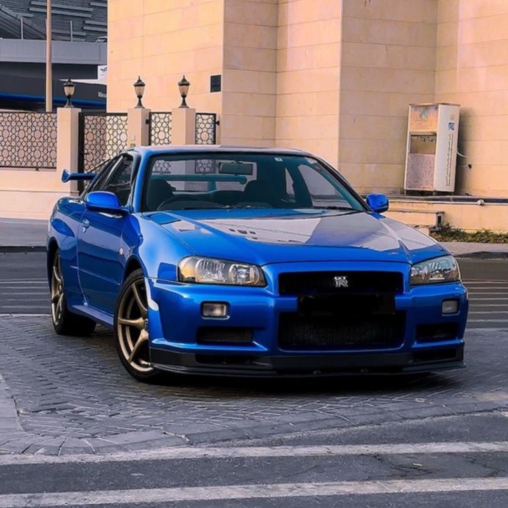 Nissan Skyline R34 GT-R Series 2