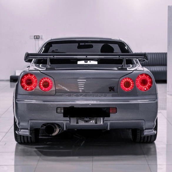Nissan Skyline R34 GT-R R-Tuned