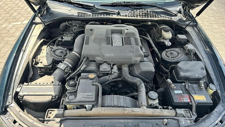 Lexus SC400
