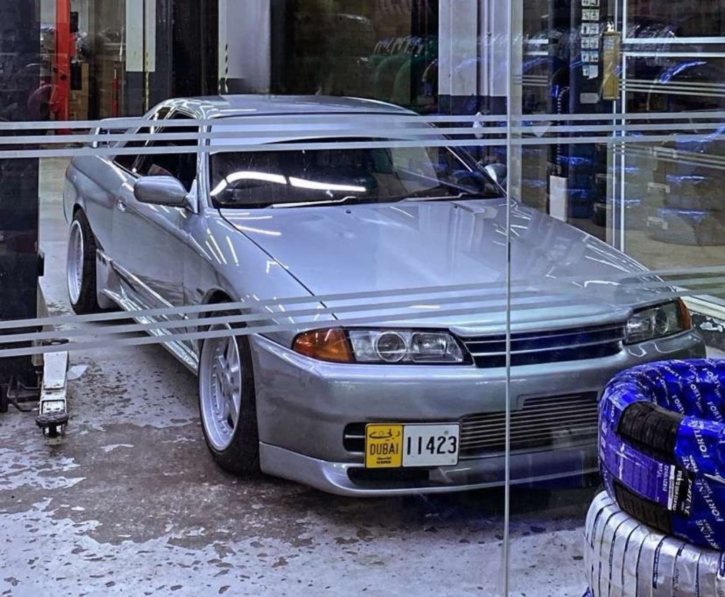 Nissan Skyline R32 GT-S (RB25)