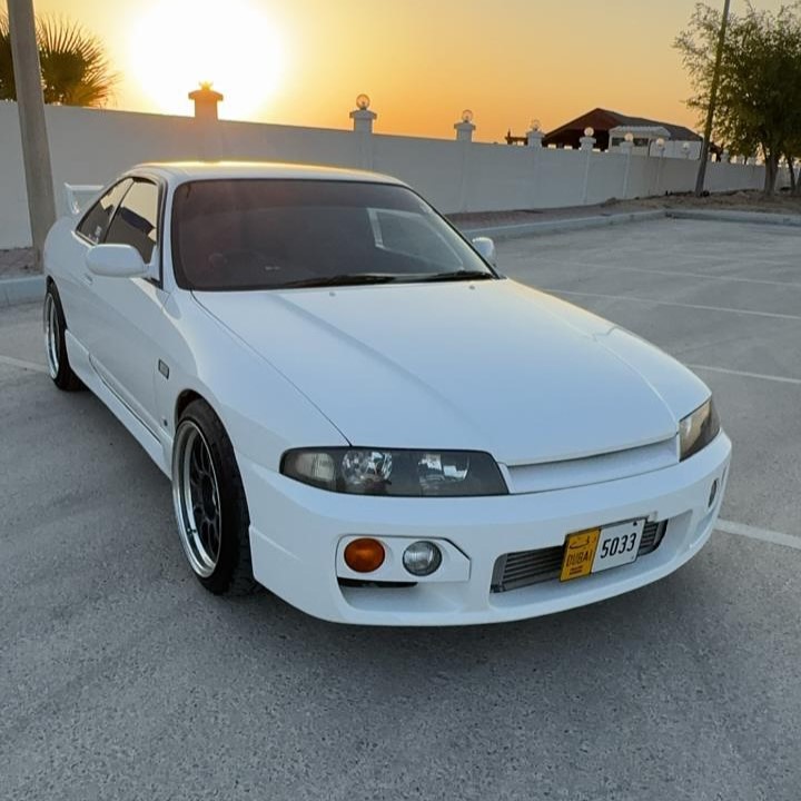 Nissan Skyline R33 GT-S