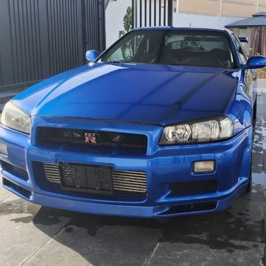 Nissan Skyline R34 GT-R (LHD)