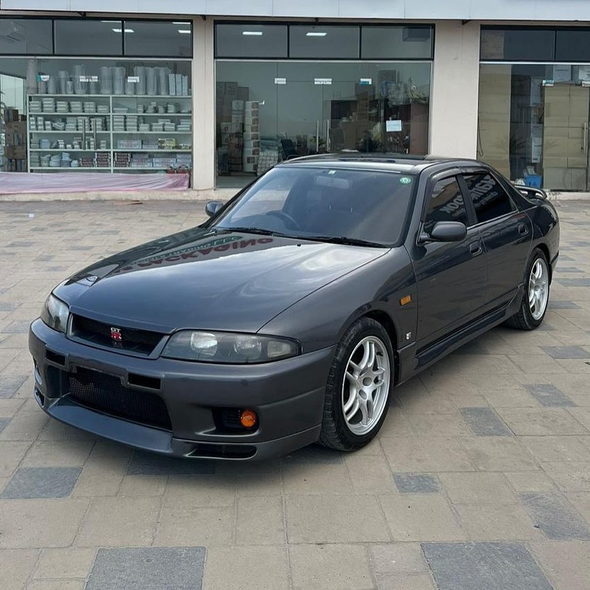 Autech Nissan Skyline R33 GTS Type M (4-door)