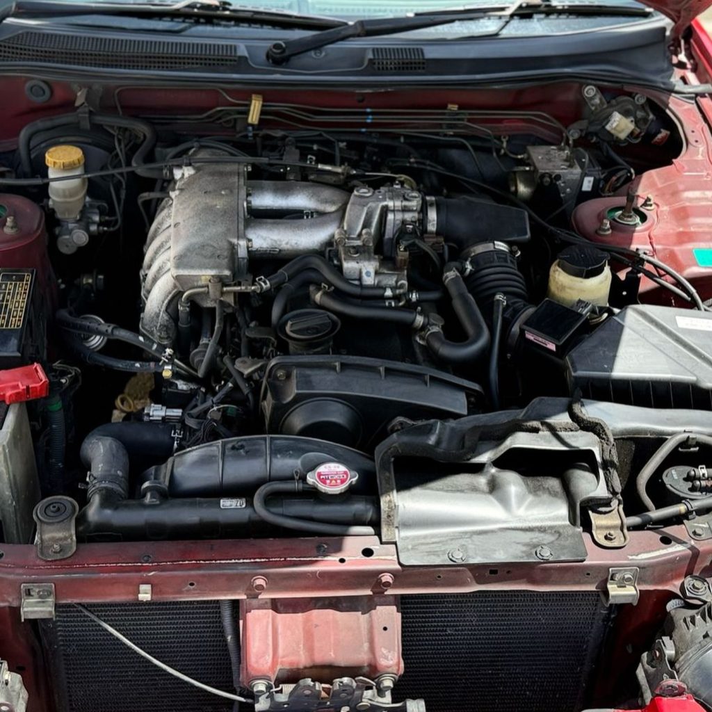 Nissan Skyline R34 GT-S 2.5GT