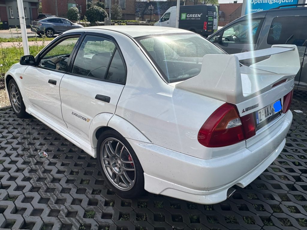 Mitsubishi Evo 5 RS EU/UAE/KSA spec
