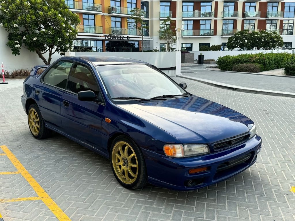 Subaru Impreza (GC8)