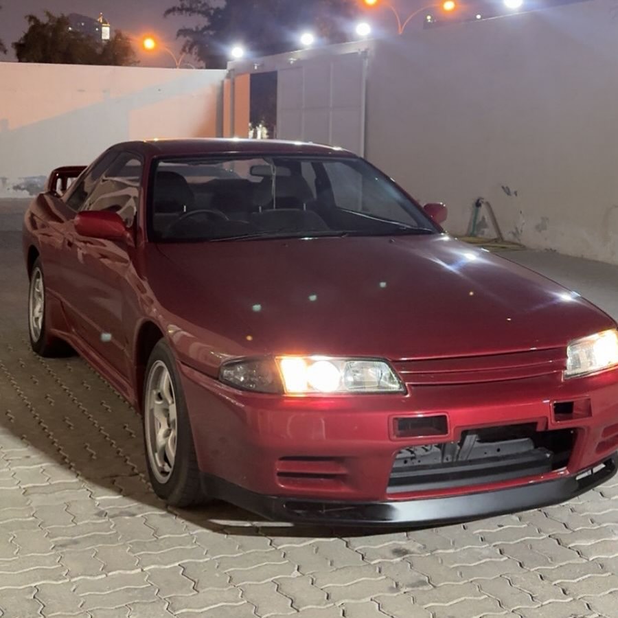 Nissan Skyline R32 GT-S (GT-R Exterior)