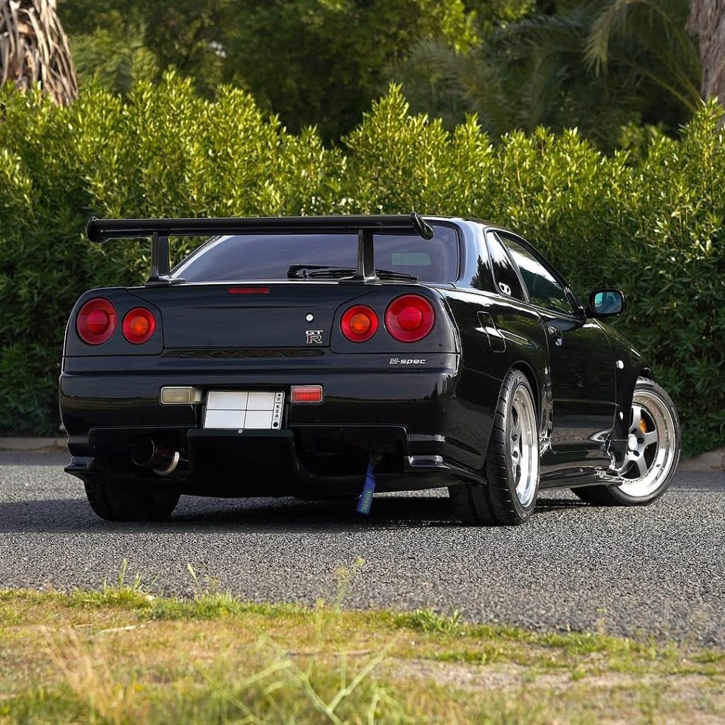 Nissan Skyline R34 GTS (CCW)