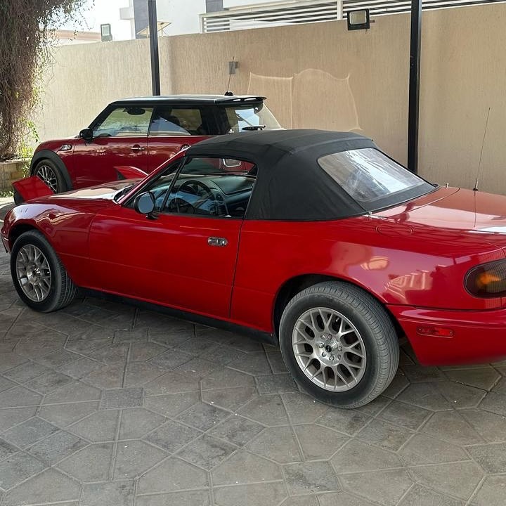 Mazda Miata MX-5 (1.8)