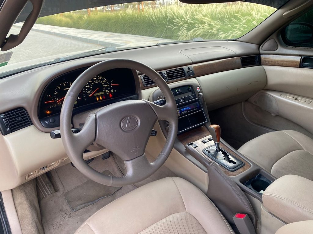 Lexus SC300 V6 (2JZ)