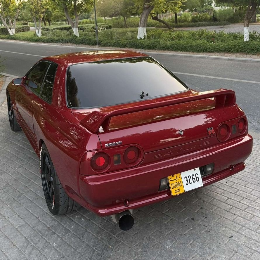 Nissan Skyline R32 GT-R